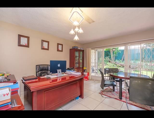 80M² OFFICE FOR SALE IN BORDEAUX